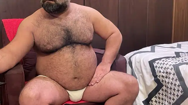 HAIRY ARAB SULTAN online show from April 19, 7:38 pm