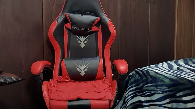 HAIRY ARAB SULTAN online show from January 2, 8:13 pm