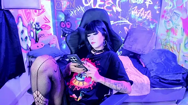 Snapshot of chaymae_nah_ chatting on May 4, 8:28 am chaymae nah online show from May 4, 8:28 am