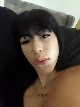 chaymae nah  online show from March 15, 10:39 pm