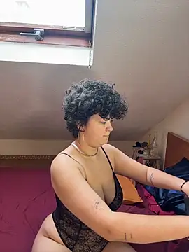 rafamarianoofc online show from February 8, 9:18 am