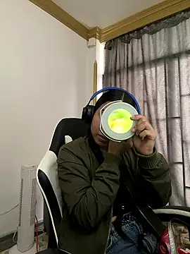 bella-black online show from January 17, 1:58 pm