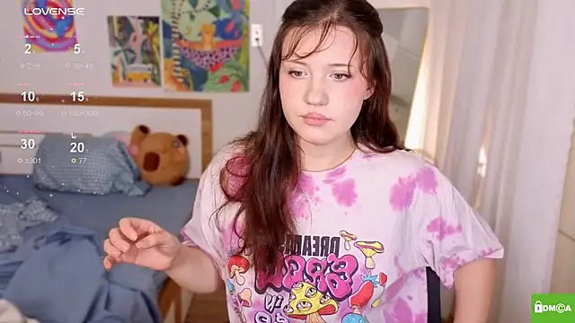 HanahCute online show from November 26, 2:11 am