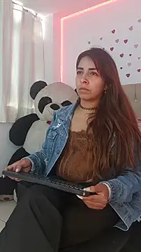 ameliefederline11 online show from February 19, 3:09 pm