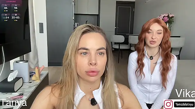 diffgirls2 online show from June 21, 8:42 am
