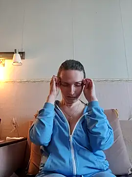 Evelina cute online show from March 28, 2:29 pm