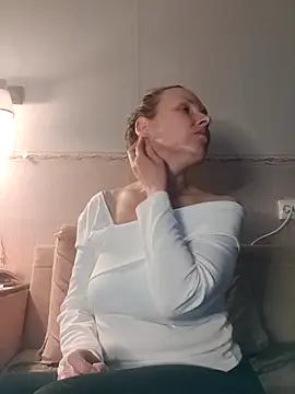 Evelina cute online show from November 16, 6:01 pm