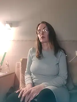 Evelina cute online show from March 13, 4:45 pm