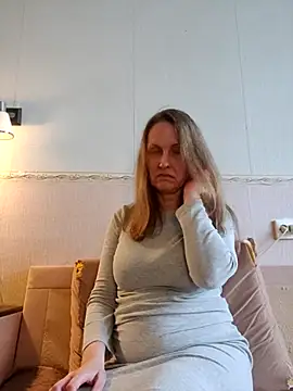 Evelina cute online show from April 5, 1:18 pm