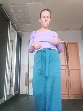 Evelina cute online show from November 14, 8:29 am