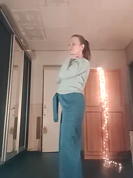 Evelina cute online show from November 13, 4:00 pm