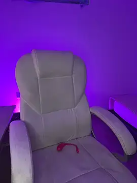 nyna 1 online show from February 14, 10:54 pm