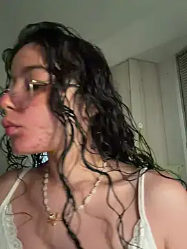 Antoniart  online show from May 4, 3:10 am
