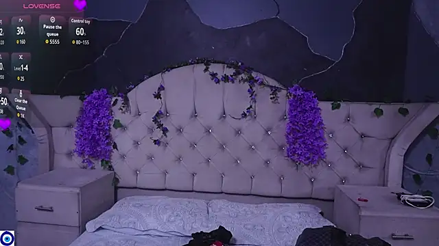 AmberGreyy  online show from July 13, 7:24 pm