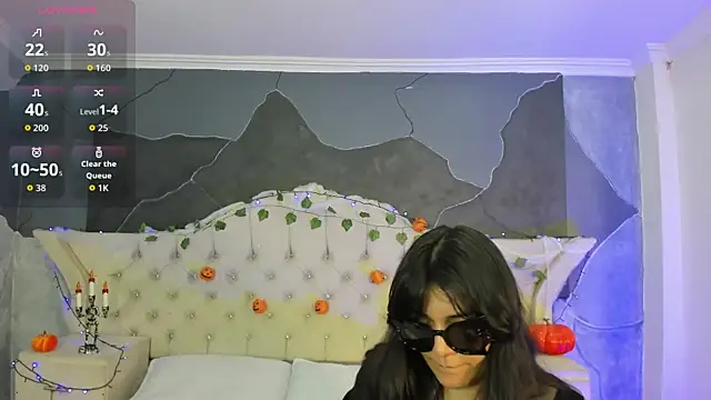 AmberGreyy  online show from October 29, 5:45 pm