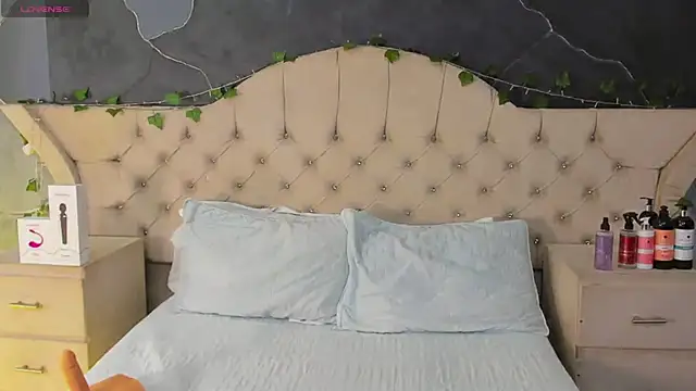 AmberGreyy  online show from January 16, 6:01 pm