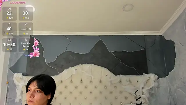 Snapshot of AmberGreyy_ chatting on October 9, 5:02 pm AmberGreyy online show from October 9, 5:02 pm