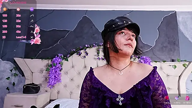 AmberGreyy  online show from May 24, 6:19 pm