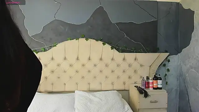 AmberGreyy  online show from January 13, 6:12 pm