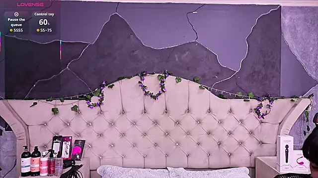 AmberGreyy  online show from February 19, 5:10 pm