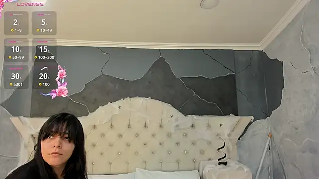 Snapshot of AmberGreyy_ chatting on October 8, 5:13 pm AmberGreyy online show from October 8, 5:13 pm