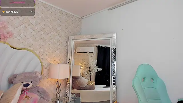 IsabellaBromsS online show from October 2, 9:51 pm