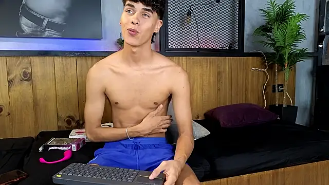 andrewortix online show from March 7, 4:08 am