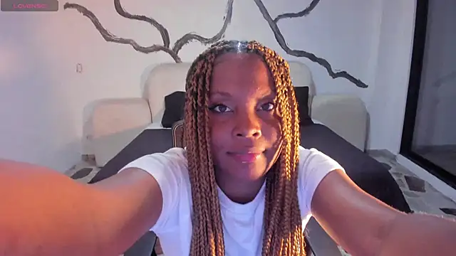 Snapshot of TifannyTaylor_ chatting on January 4, 4:54 am TifannyTaylor  online show from January 4, 4:54 am
