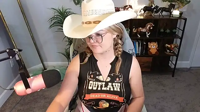 rodeobrii online show from November 23, 1:48 am