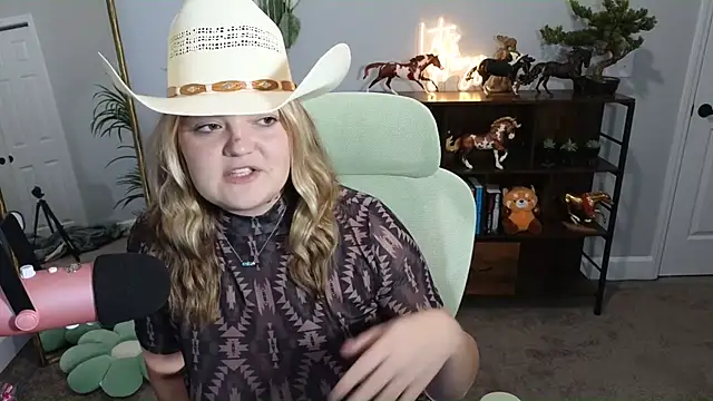 rodeobrii online show from October 28, 1:50 am