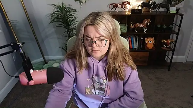 rodeobrii online show from November 15, 12:14 am