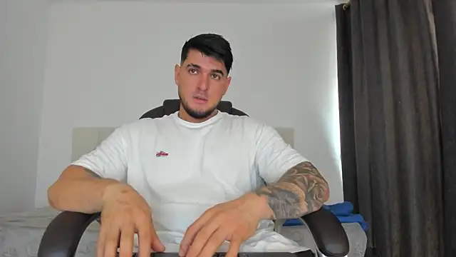 Teilor Creed online show from November 30, 7:14 pm