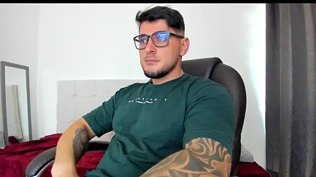 Teilor Creed online show from November 22, 8:29 pm