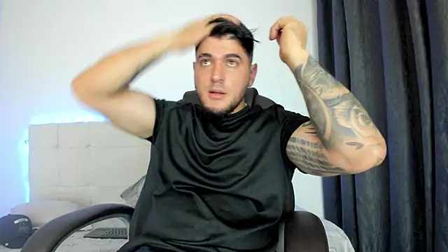 Teilor Creed online show from February 2, 11:48 pm