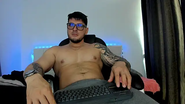 Teilor Creed online show from December 21, 5:03 pm