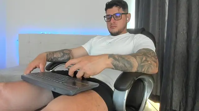 Teilor Creed online show from March 24, 7:25 pm