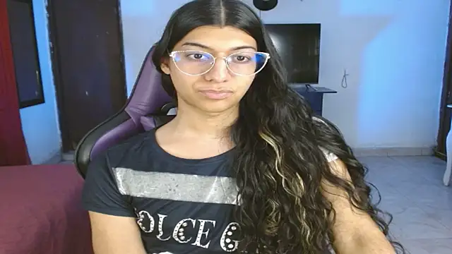 engielphoenis14 online show from March 14, 11:11 pm