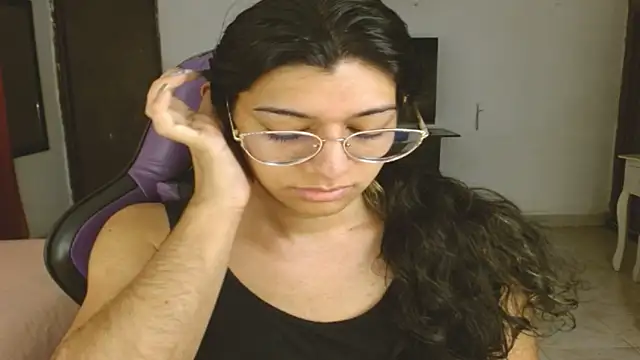 engielphoenis14 online show from February 5, 10:49 pm