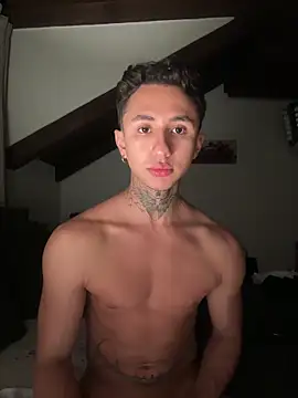 ArchiGoldd online show from February 8, 11:35 pm