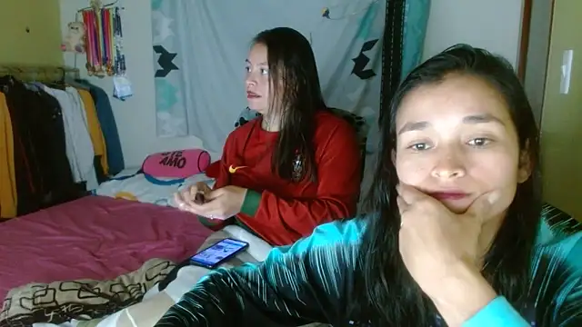 clayre and jill online show from October 17, 1:42 am