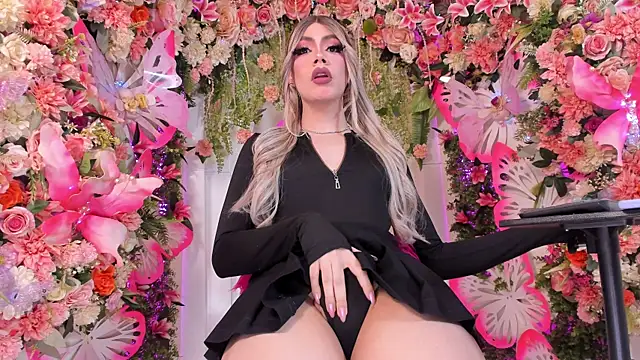 Laurenn evans online show from December 5, 9:12 pm