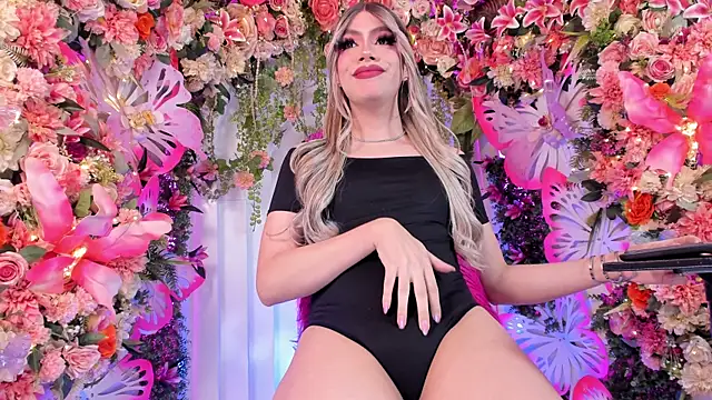 Laurenn evans online show from February 19, 9:34 pm