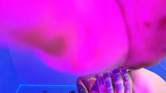 Snapshot of gabbiefoxthx chatting on February 13, 4:32 am gabbiefoxthx online show from February 13, 4:32 am