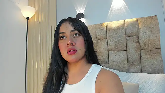 amatista  smith online show from October 21, 8:30 pm