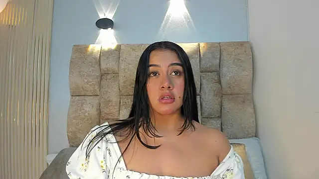 Snapshot of amatista__smith chatting on October 12, 1:56 pm amatista smith online show from October 12, 1:56 pm
