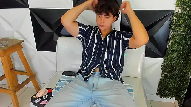 Dani cumboy online show from November 12, 2:43 pm