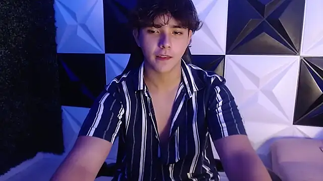 Dani cumboy online show from February 25, 8:14 am