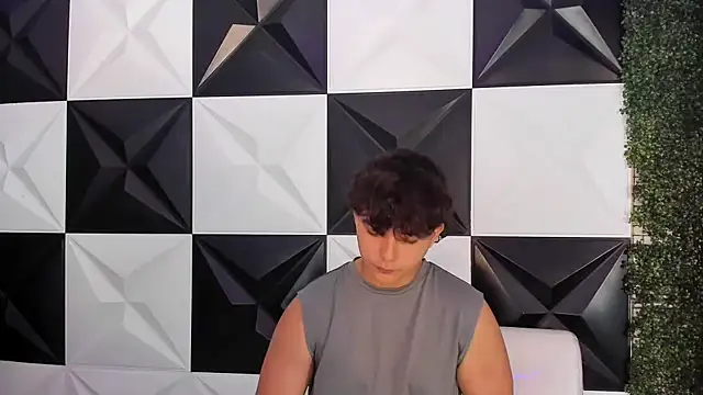 Dani cumboy online show from November 6, 1:59 pm