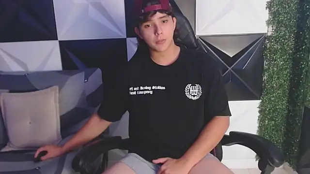 Dani cumboy online show from March 20, 2:40 am