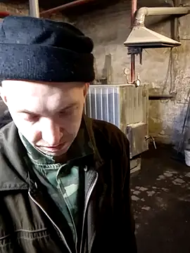 MityaXLoves online show from March 4, 6:15 pm